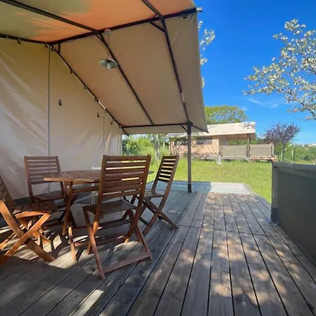 Campingplads Toile - 5 Pers. - Api-1-52-2426 *